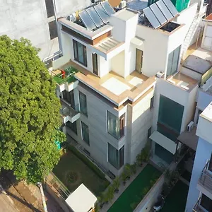 Hotel Lime Tree Sushant Lok Sector 29 Next To Iffco Chowk Metro, Gurgaon